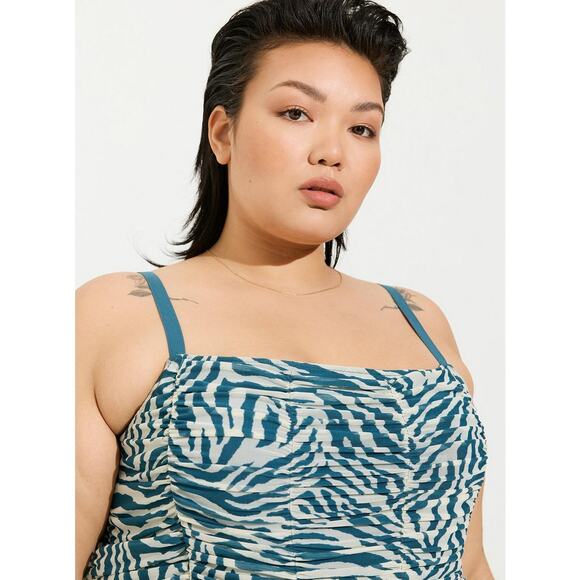 Torrid 4x 4 26 Stretch Mesh Cropped Shirred Cami - Picture 2 of 4